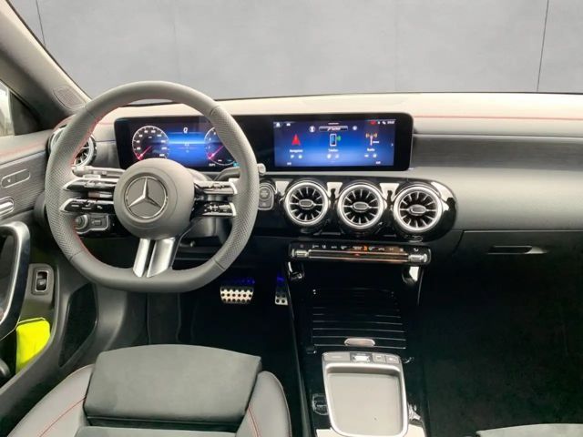 Mercedes-Benz CLA 180 CLA