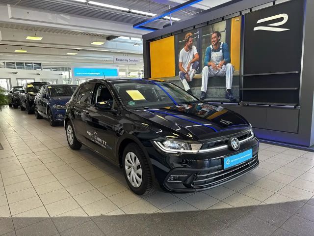Volkswagen Polo 1.0 TSI DSG Style