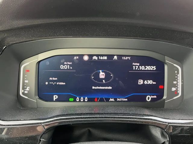 Volkswagen Touran 1.5 TSI DSG R-Line