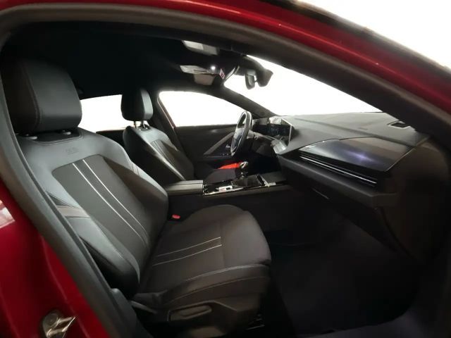 Opel Astra GS-Line Grand Sport