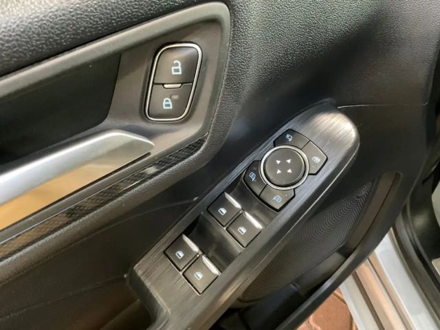 Ford Kuga Plug in Hybrid ST Line