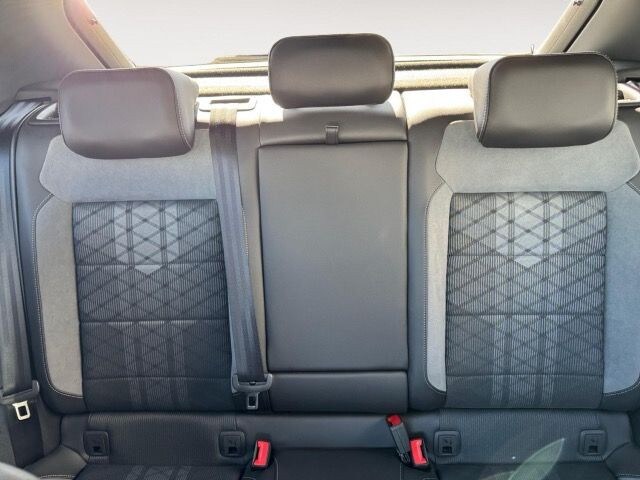 Volkswagen T-Roc 2.0 TSI DSG R-Line Style