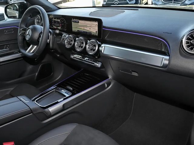 Mercedes-Benz GLB 200 AMG Line