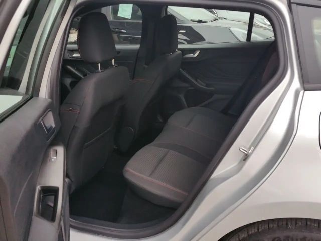 Ford Focus ST Line Wagon