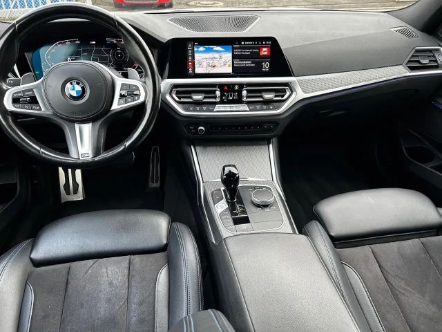 BMW 320 320d M-Sport Sedan xDrive