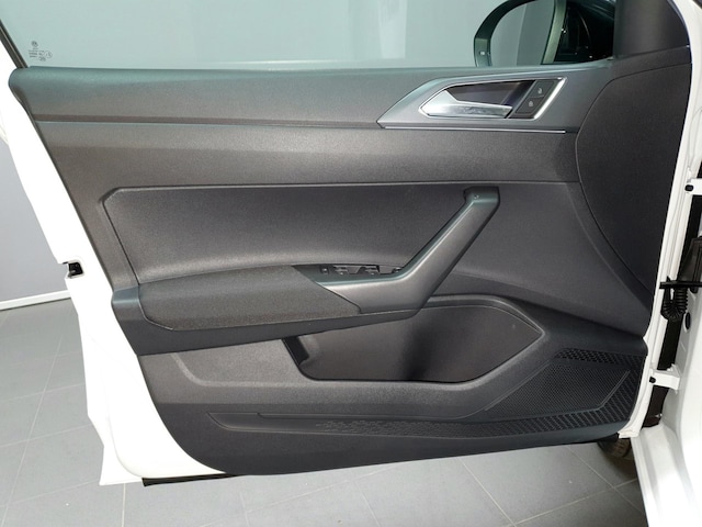 Volkswagen Taigo 1.0 TSI DSG R-Line