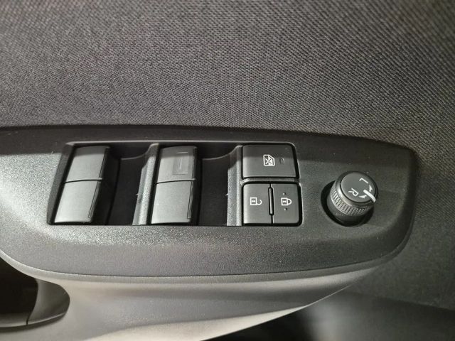 Mazda 2 Hybrid 1.5L Hybrid VVT-i 116 CVT FWD Centre-Line