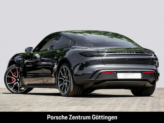 Porsche Taycan 4S