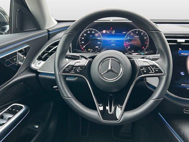 Mercedes-Benz E 200 AVANTGARDE Sedan