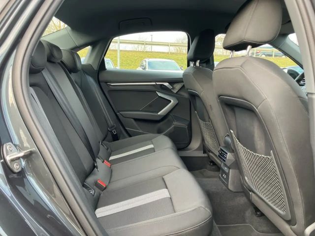 Audi A3 35 TFSI S-Tronic Sedan