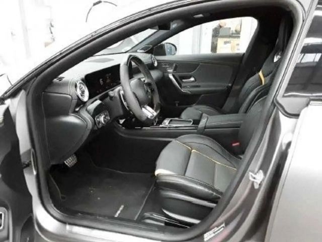 Mercedes-Benz CLA 45 AMG 4MATIC AMG Line Coupé