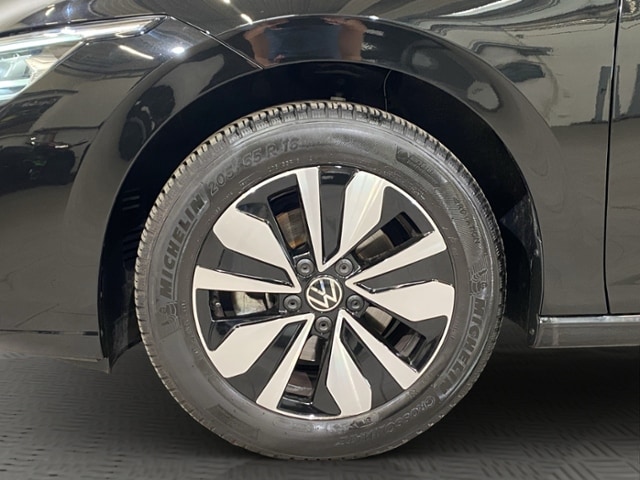 Volkswagen Golf 1.5 TSI Golf VIII Variant