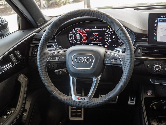 Audi RS4 Avant Quattro