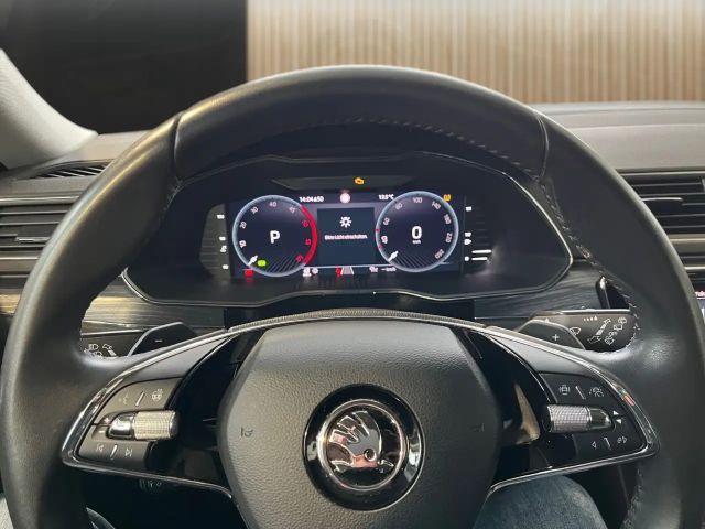 Skoda Superb 4x4 Combi Style Style