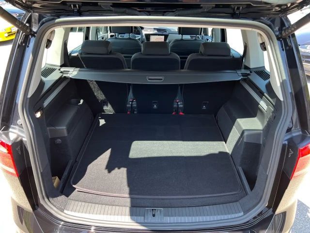 Volkswagen Touran DSG