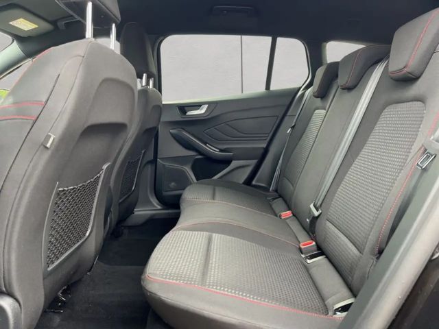 Ford Focus ST Line Wagon