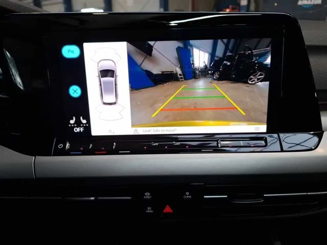 Volkswagen Golf 1.5 eTSI DSG Life