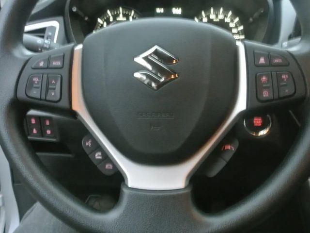 Suzuki SX4 S-Cross Hybrid