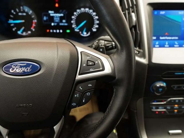 Ford S-Max 2,0 EcoBl. Aut. ''7SITZ*AHK*LED*NAVI*R-KAM''