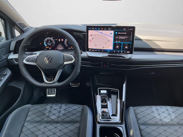 Volkswagen Golf DSG R-Line