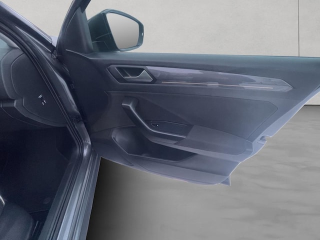 Volkswagen T-Roc 1.5 TSI DSG Sport