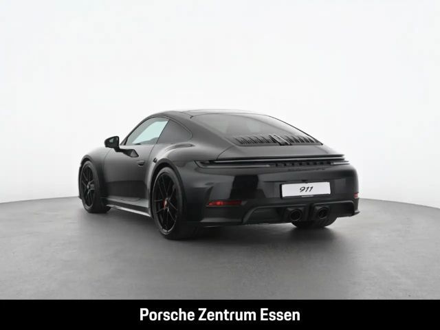 Porsche 992 4 Carrera Coupé GTS