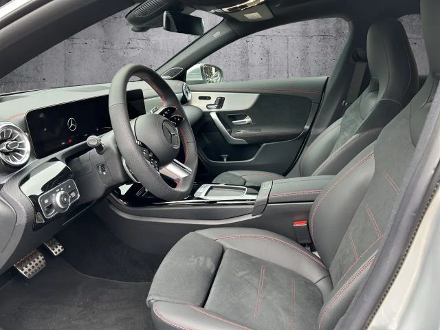 Mercedes-Benz CLA 200 AMG Line Shooting Brake