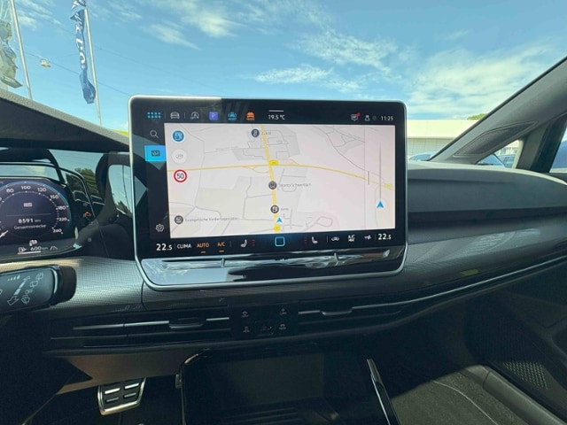 Volkswagen Golf 1.5 eTSI Golf VIII