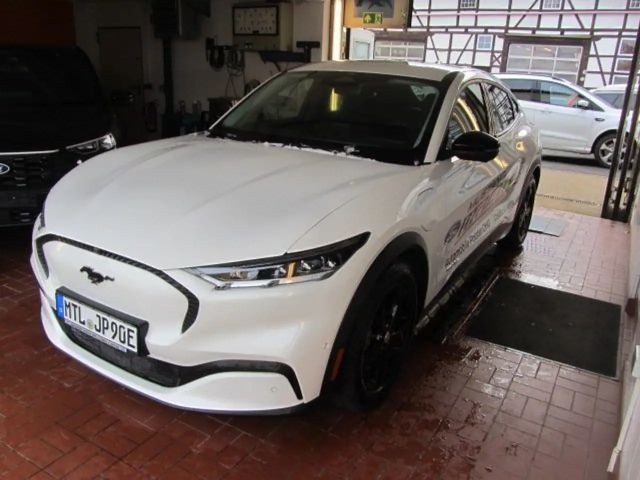 Ford Mustang Mach-E RWD