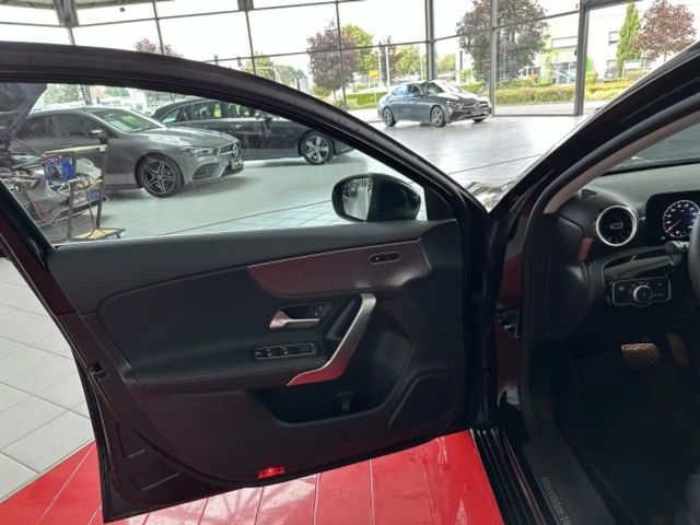 Mercedes-Benz A 180 Progressive