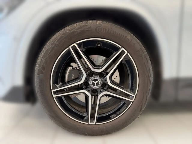 Mercedes-Benz GLA 200 4MATIC GLA 200 d
