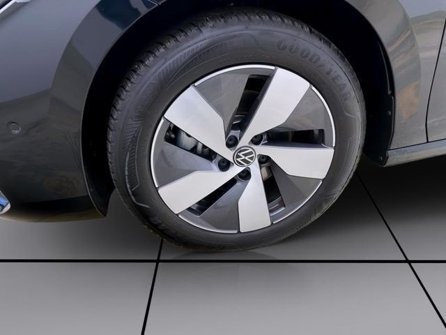 Volkswagen Passat 1.5 eTSI Business DSG Variant