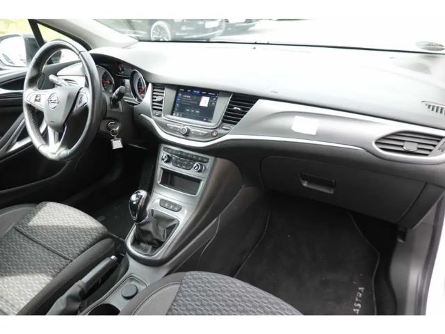 Opel Astra 1.2 Turbo Edition Turbo