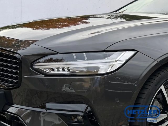 Volvo V90 Dark Plus