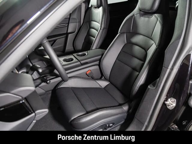 Porsche Taycan 4 Cross Turismo