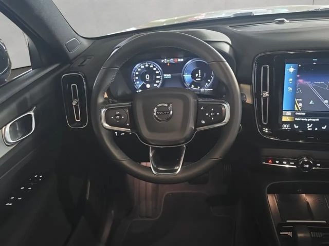 Volvo XC40 Core Recharge T4