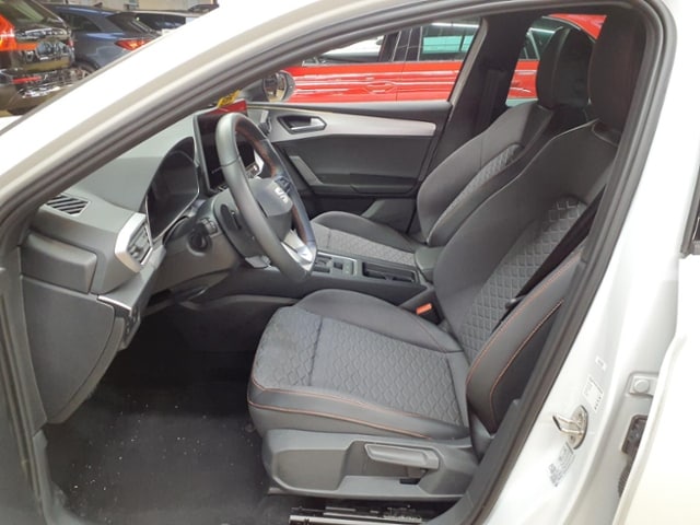 Seat Leon 1.5 eTSI DSG Sportstourer