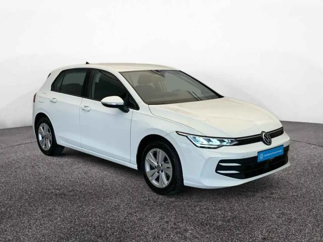 Volkswagen Golf 1.5 eTSI DSG Golf VIII Life