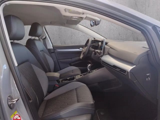 Volkswagen Golf 1.5 TSI