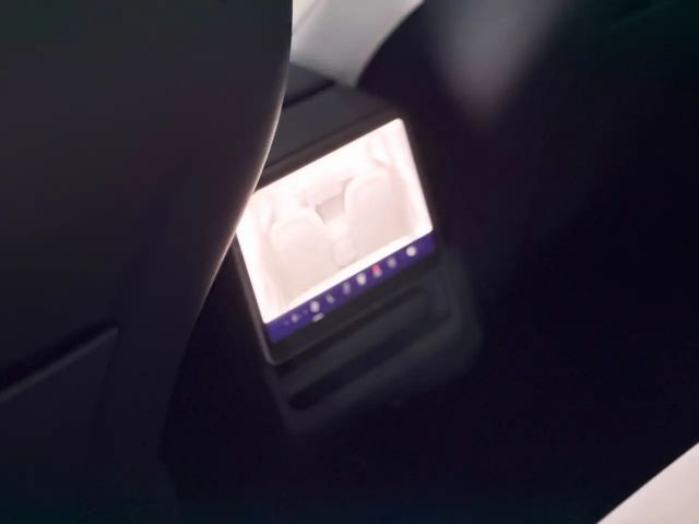 Tesla Model 3 AWD Long Range