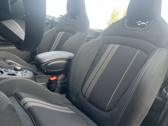 MINI John Cooper Works Cabrio JCW Trim/HUD/Navigation