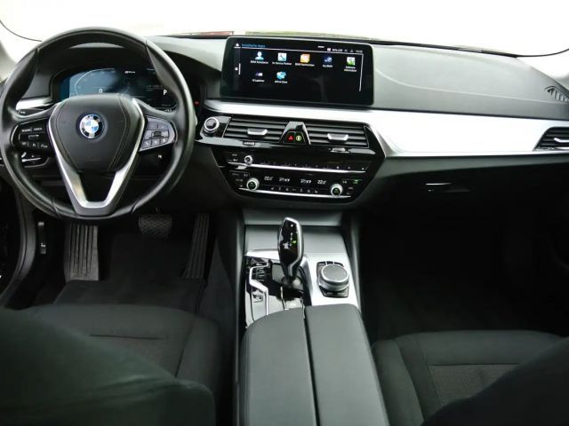 BMW 530 530e Touring xDrive
