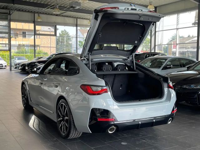 BMW 430 430i Coupé M-Sport xDrive