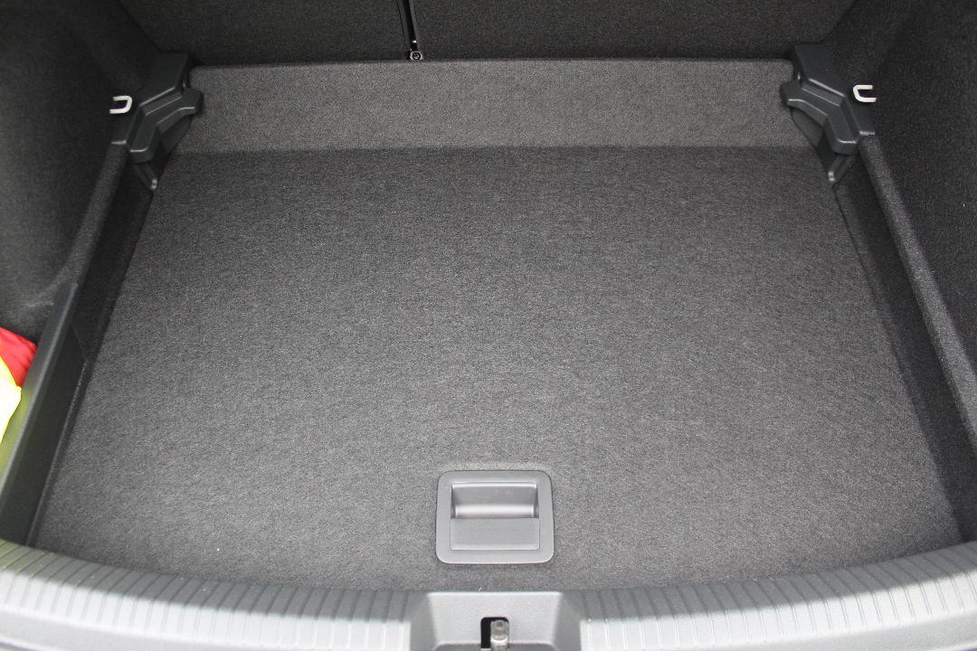 Volkswagen Taigo 1.0 TSI DSG R-Line Style