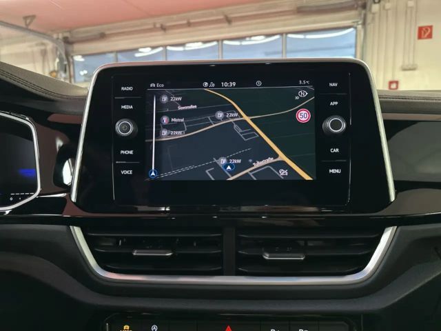 Volkswagen T-Roc 1.5 TSI DSG R-Line