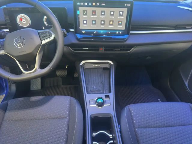 Volkswagen T-Roc 1.5 eTSI DSG Life