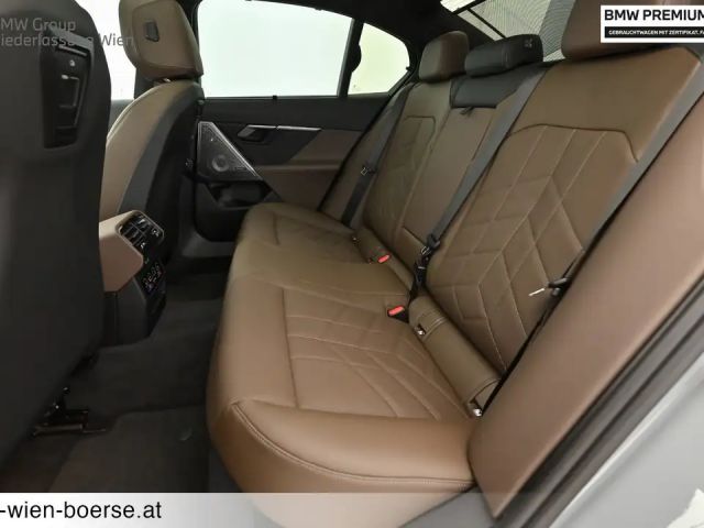 BMW i5 Sedan eDrive40