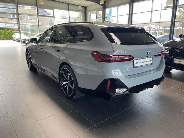 BMW 520 520d M-Sport Touring xDrive