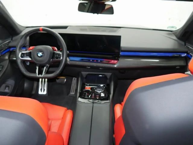 BMW M5 FROZEN DEEP GREY - BOWERS & WI