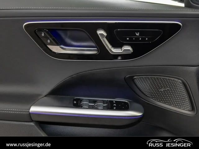 Mercedes-Benz C 200 AMG Line Sedan